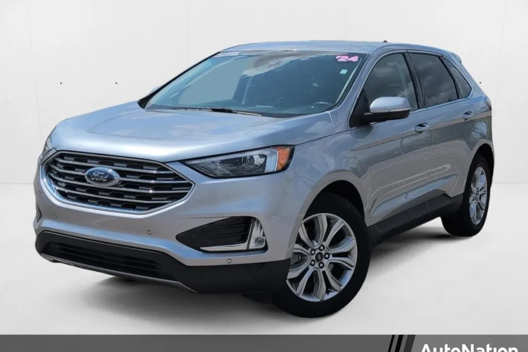 2024 Ford Edge Titanium photo 1