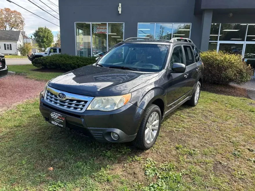 2012 Subaru Forester 2.5X Premium photo 1
