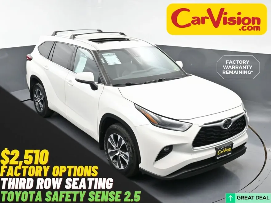 2021 Toyota Highlander XLE photo 1
