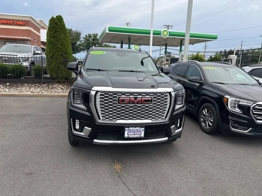 2023 Gmc Yukon Denali photo 1