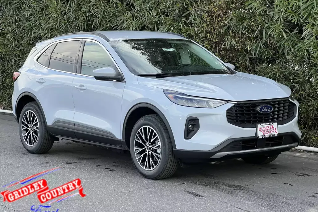 2025 Ford Escape photo 1