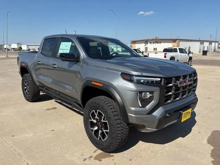 2025 Gmc Canyon AT4 photo 1