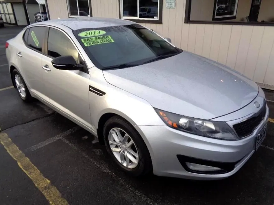 2013 Kia Optima LX photo 1