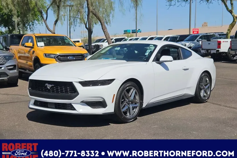 2025 Ford Mustang EcoBoost photo 1