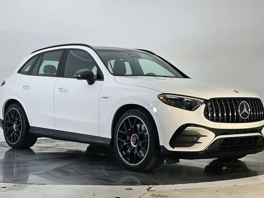 2025 Mercedes Benz GLC AMG 63 4MATIC photo 1