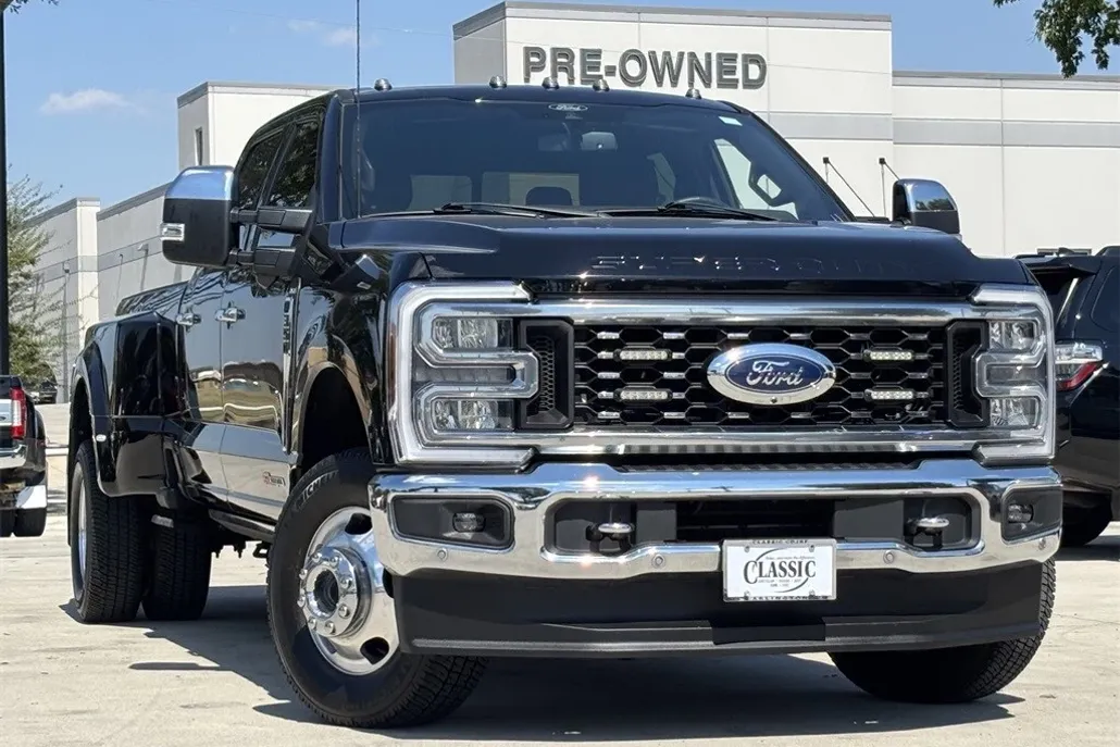 2024 Ford F-350 King Ranch photo 1