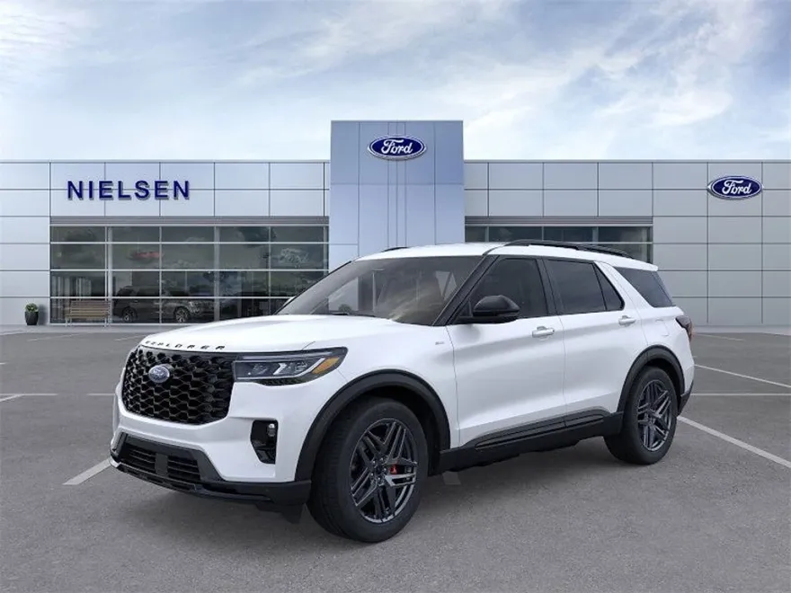 2025 Ford Explorer ST-Line photo 1