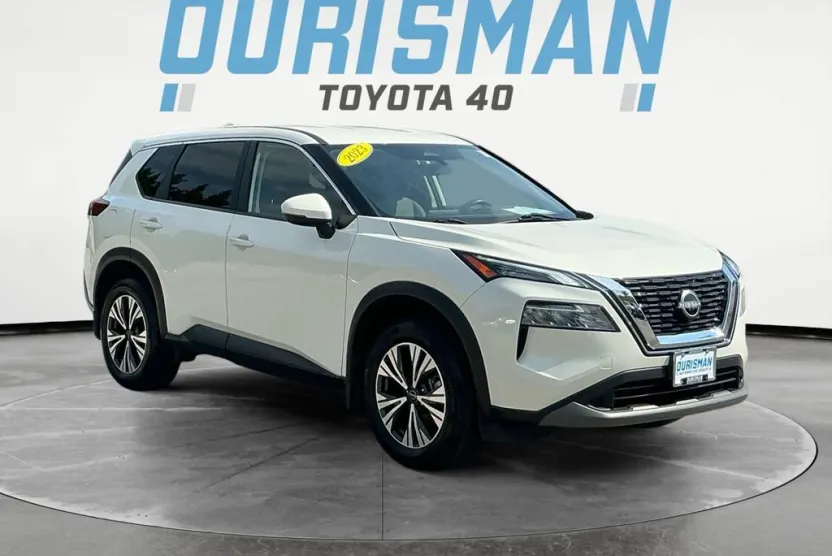 2023 Nissan Rogue SV photo 1