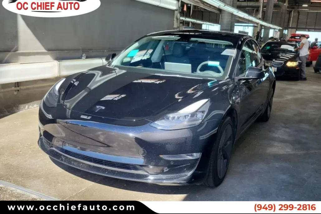 2022 Tesla Model 3 Long Range photo 1