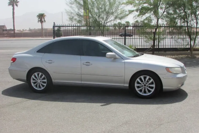 2006 Hyundai Azera Limited photo 1