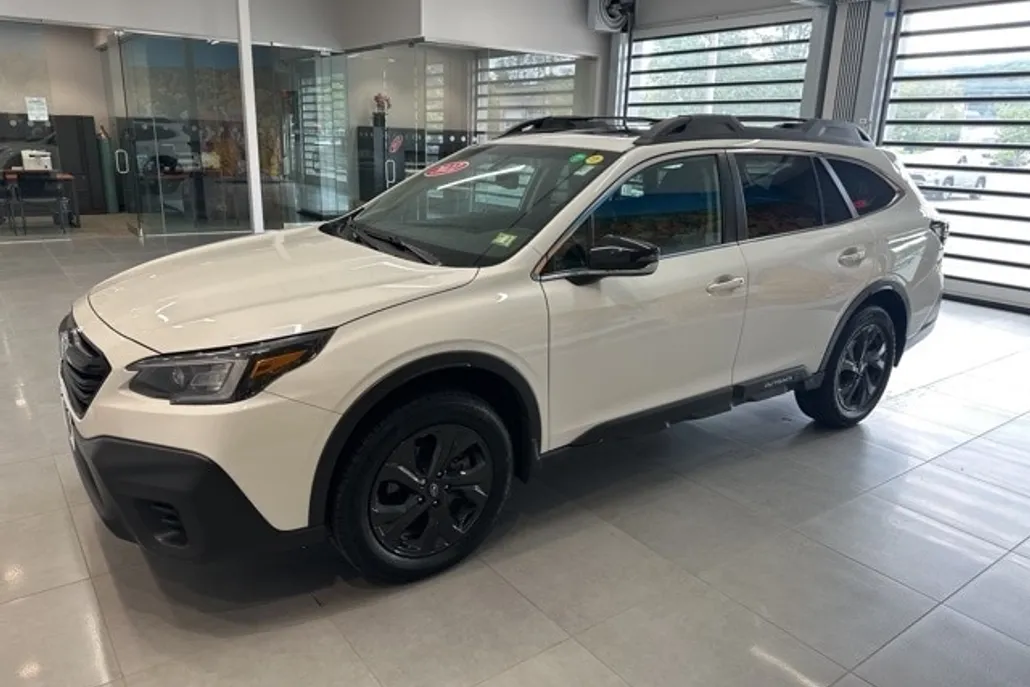 2022 Subaru Outback Onyx Edition XT photo 1