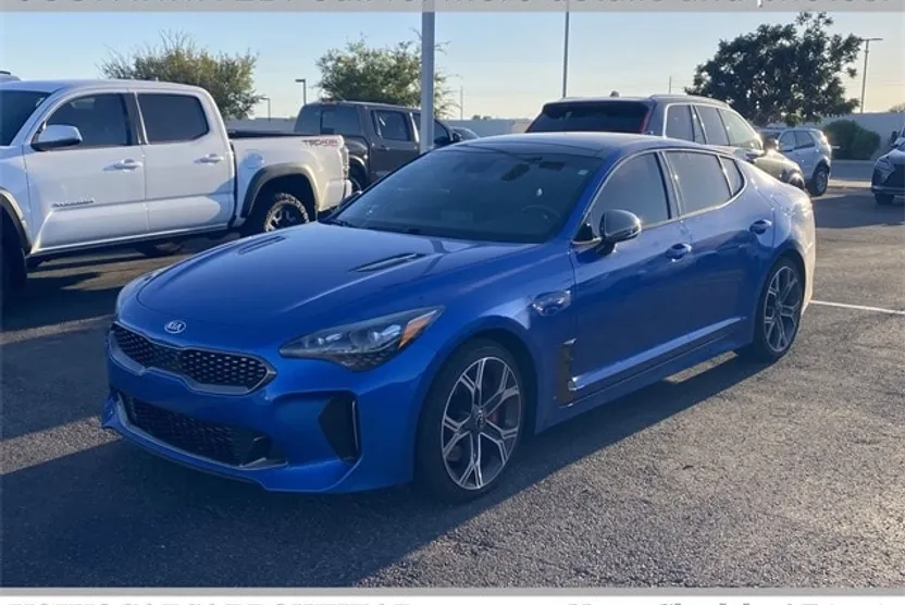 2021 Kia Stinger GT2 photo 1