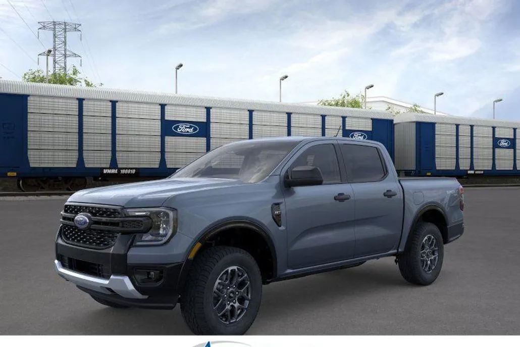 2025 Ford Ranger XLT photo 1