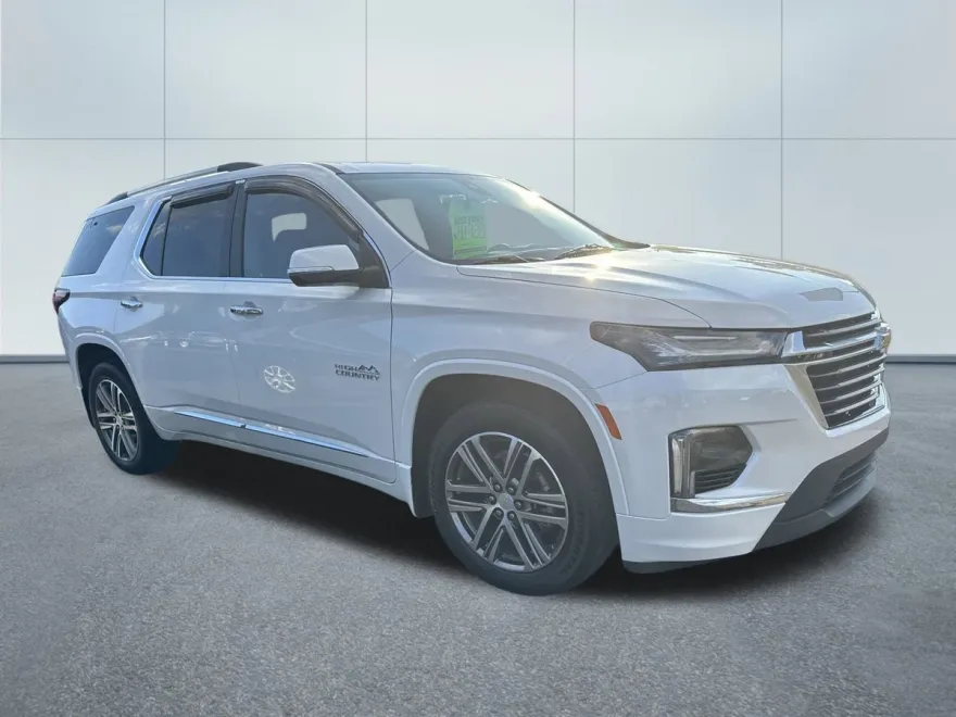 2023 Chevrolet Traverse High Country photo 1