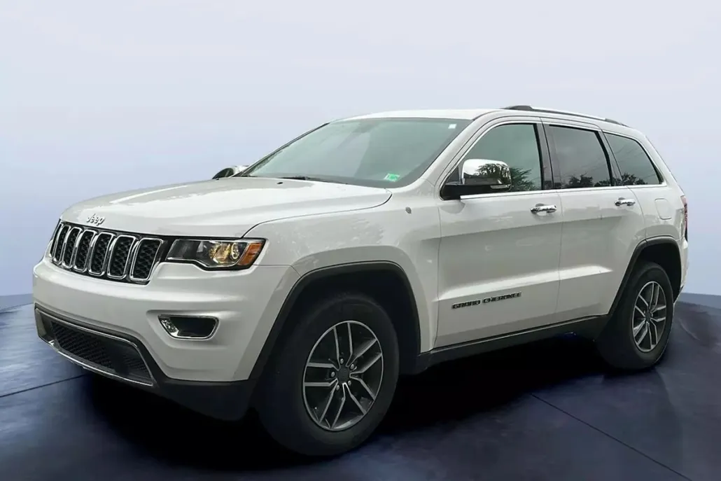 2020 Jeep Grand Cherokee Limited Sport photo 1
