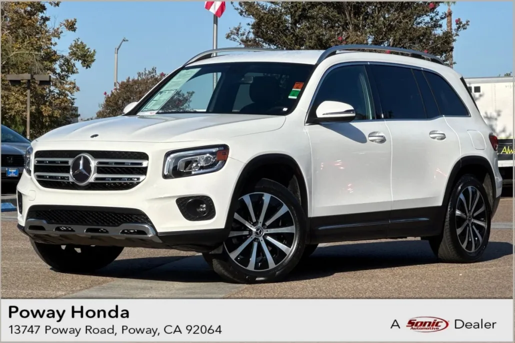 2023 Mercedes Benz GLB 250 photo 1