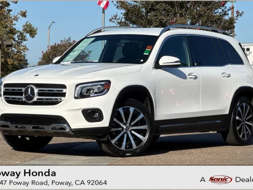 2023 Mercedes Benz GLB 250 photo 1