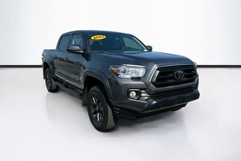 2023 Toyota Tacoma SR5 photo 1