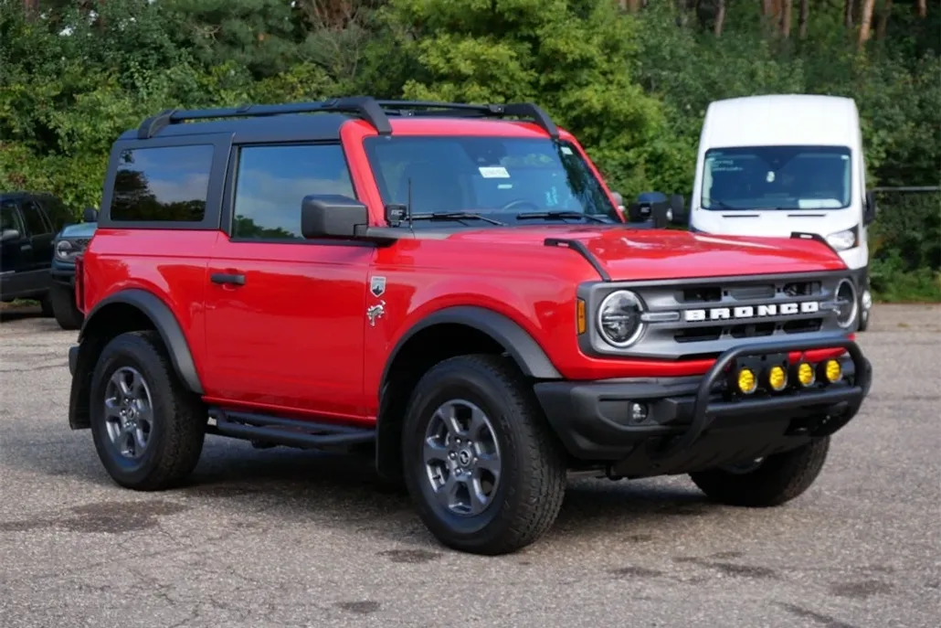 2023 Ford Bronco Outer Banks photo 1
