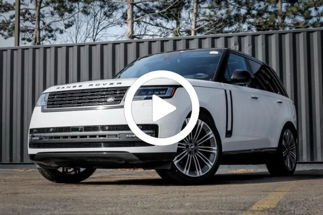 2025 Land Rover Range Rover SE photo 1