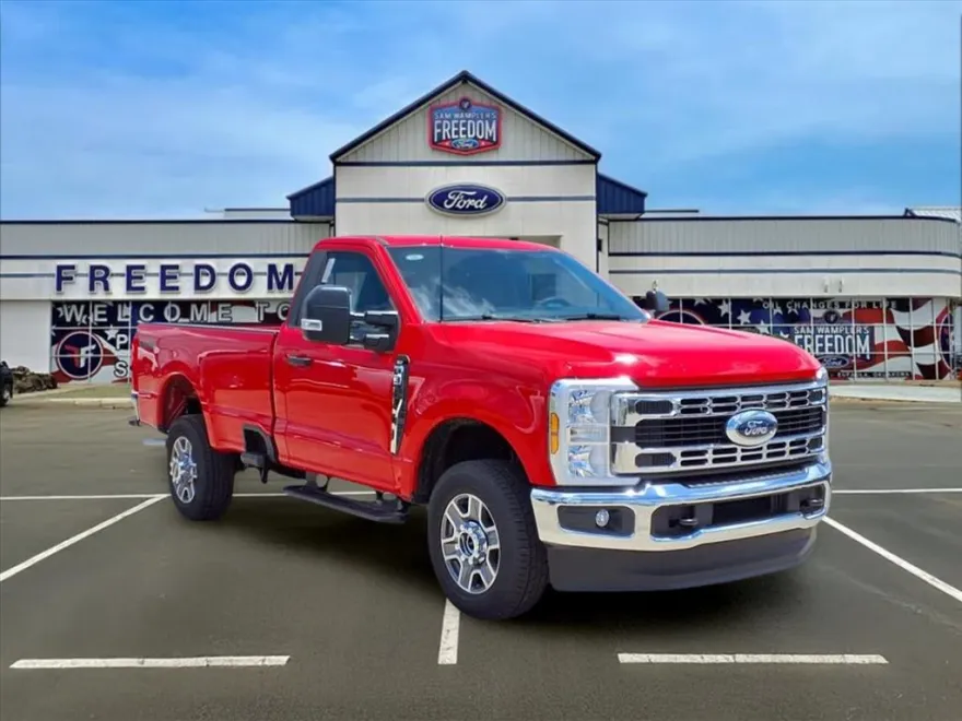 2025 Ford F-350 photo 1