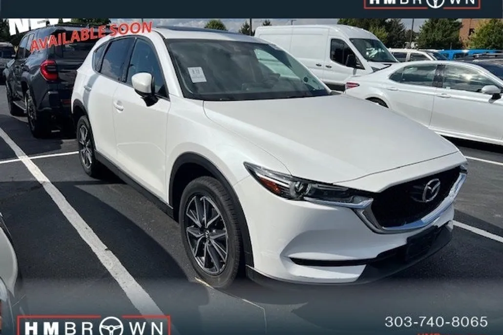 2017 Mazda CX-5 Grand Touring Select photo 1