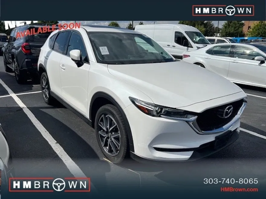 2017 Mazda CX-5 Grand Touring Select photo 1