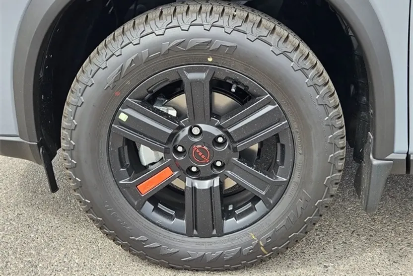 2026 Nissan Rogue SV photo 1