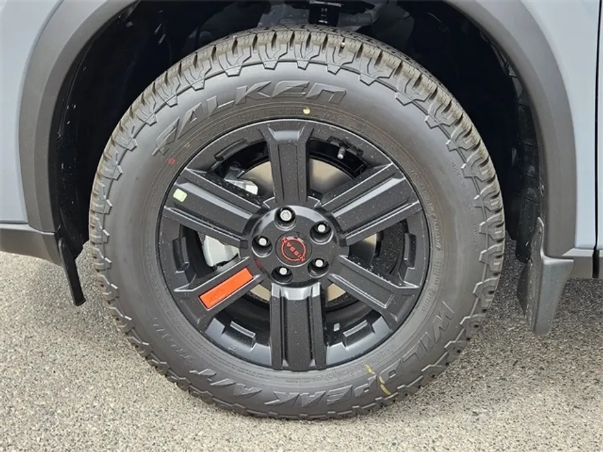 2026 Nissan Rogue SV photo 1
