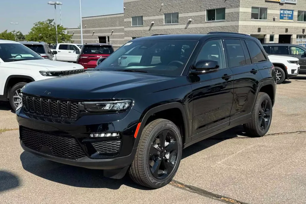 2025 Jeep Grand Cherokee Limited photo 1