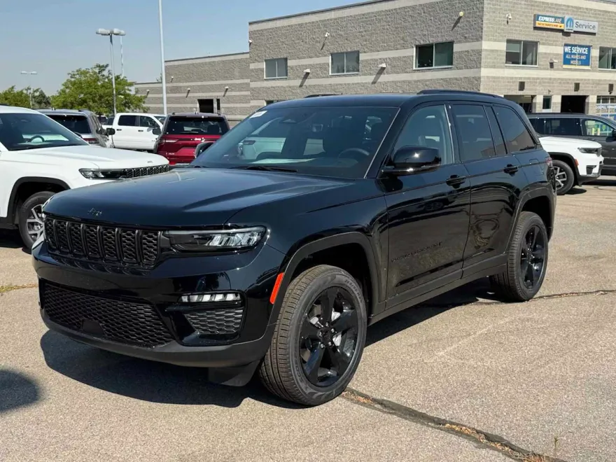 2025 Jeep Grand Cherokee Limited photo 1