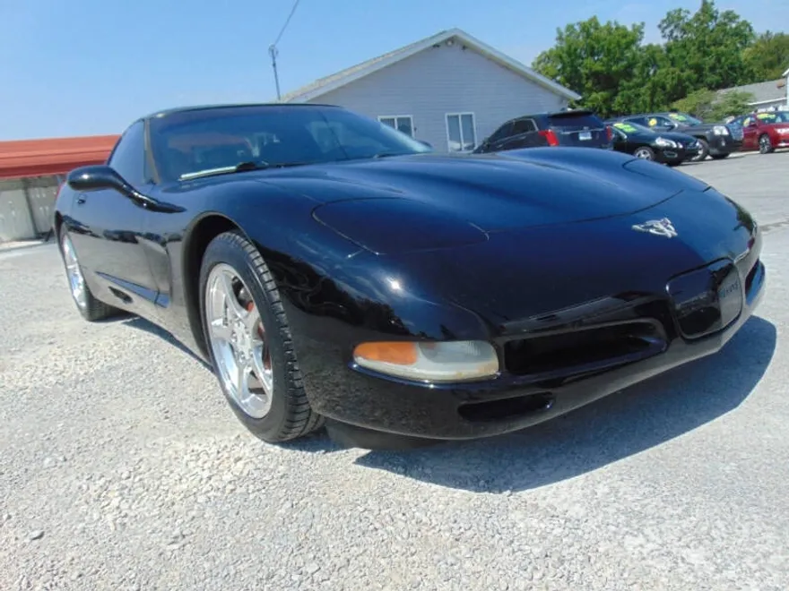 2003 Chevrolet Corvette photo 1