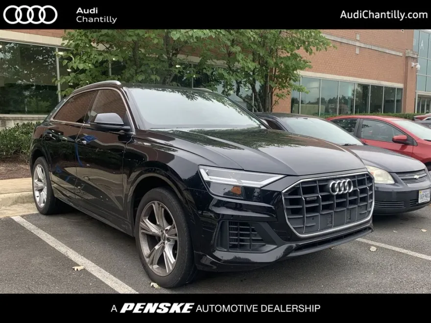 2019 Audi Q8 Premium photo 1