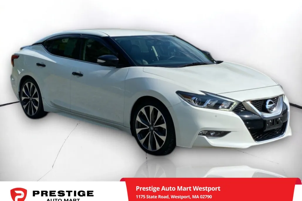 2017 Nissan Maxima SR photo 1