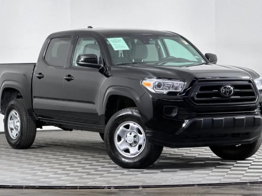 2023 Toyota Tacoma SR5 photo 1