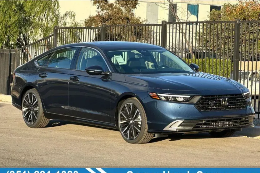 2025 Honda Accord Hybrid Touring photo 1