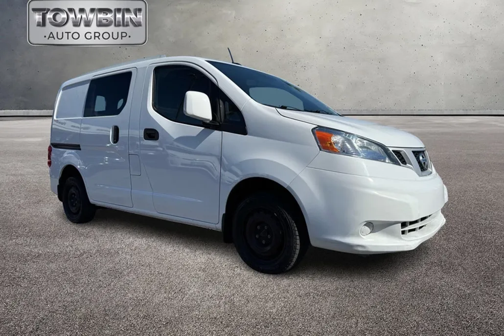 2021 Nissan NV200 SV photo 1