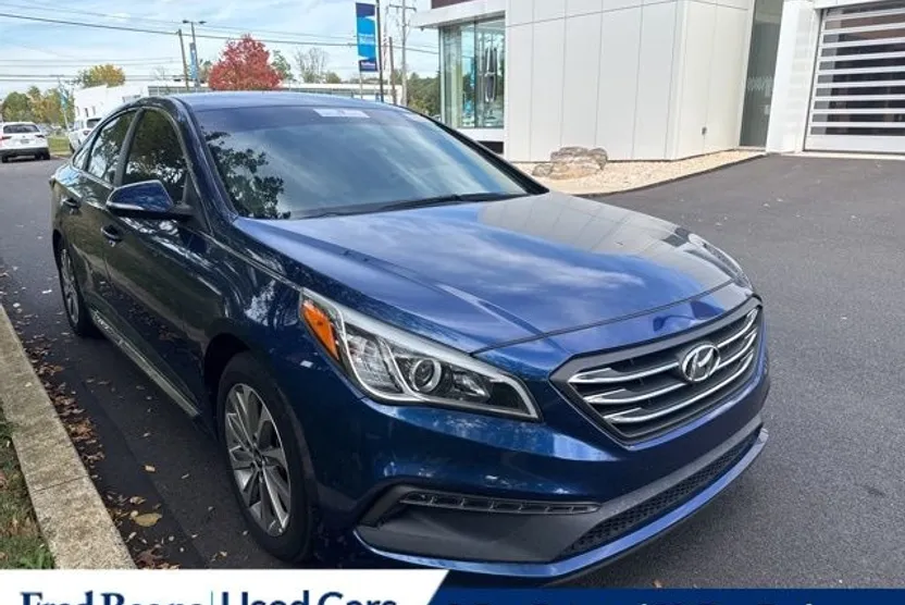 2017 Hyundai Sonata Sport photo 1