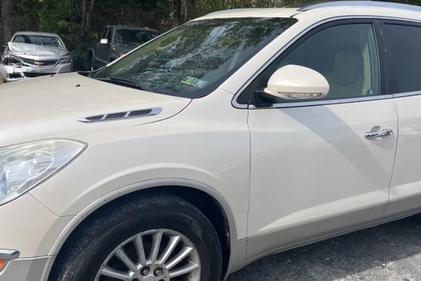 2012 Buick Enclave Leather photo 1