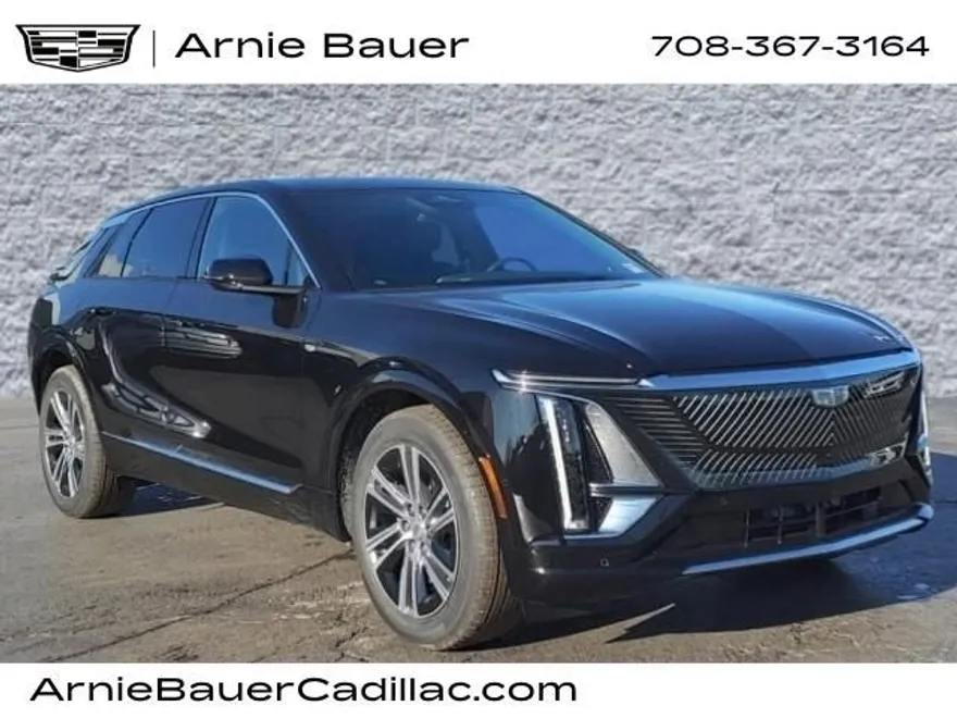 2025 Cadillac Lyriq Luxury photo 1