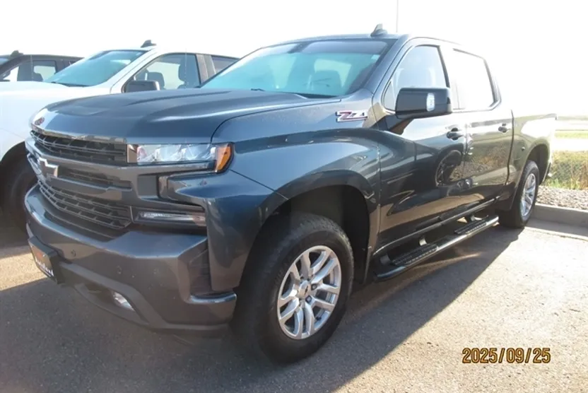2020 Chevrolet Silverado 1500 RST photo 1