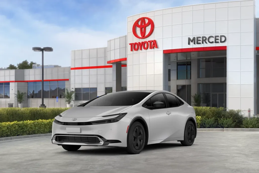 2026 Toyota Prius Plug-in Hybrid SE photo 1