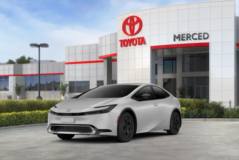 2026 Toyota Prius Plug-in Hybrid SE photo 1