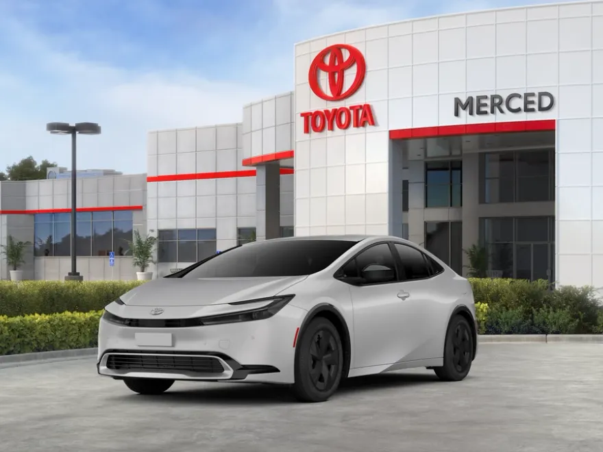 2026 Toyota Prius Plug-in Hybrid SE photo 1