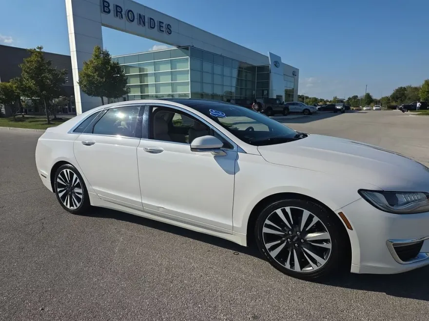 2018 Lincoln MKZ Reserve photo 1