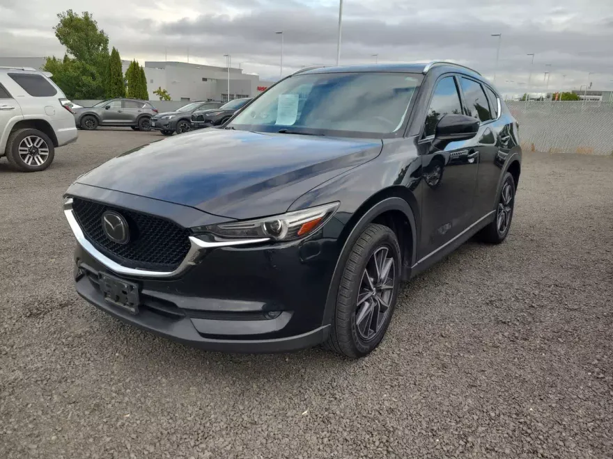 2017 Mazda CX-5 Grand Touring photo 1
