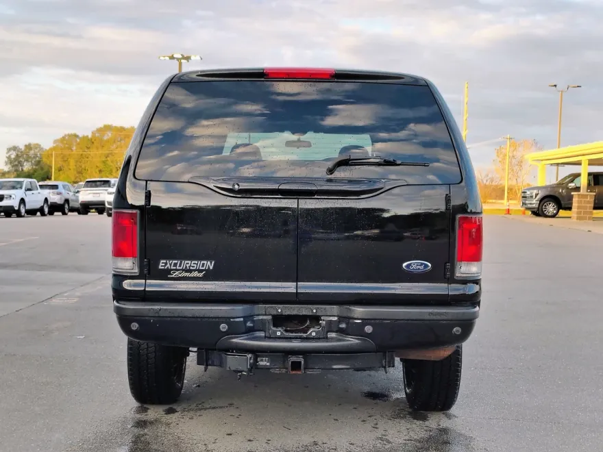 2002 Ford Excursion Limited photo 1