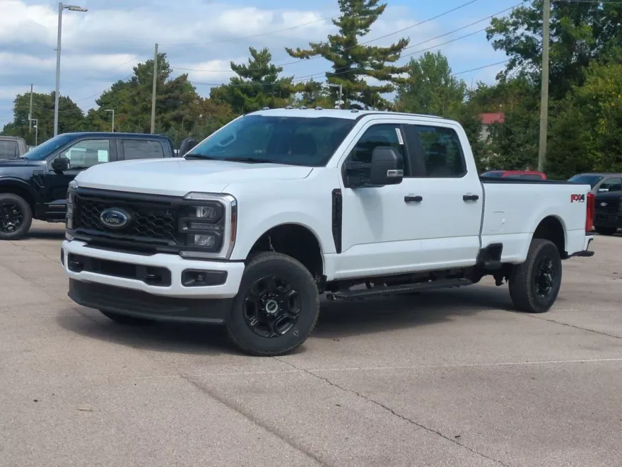 2026 Ford F-350 XL photo 1