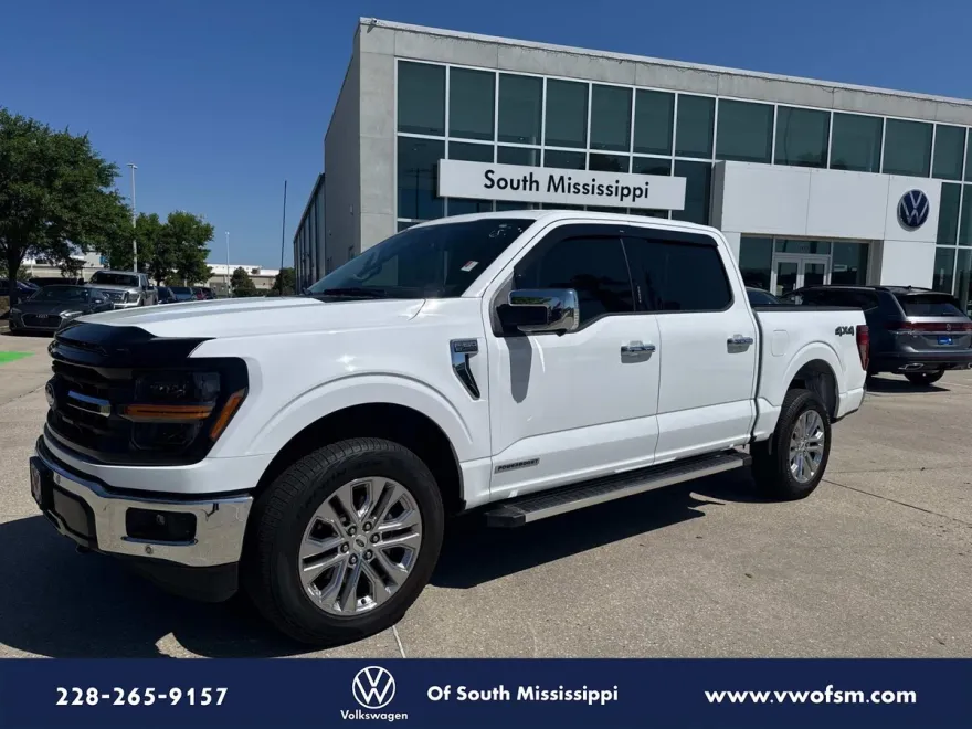 2024 Ford F-150 XLT photo 1