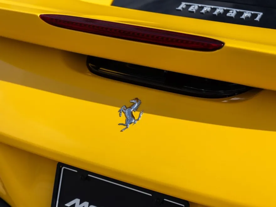2021 Ferrari F8 Tributo Base photo 14